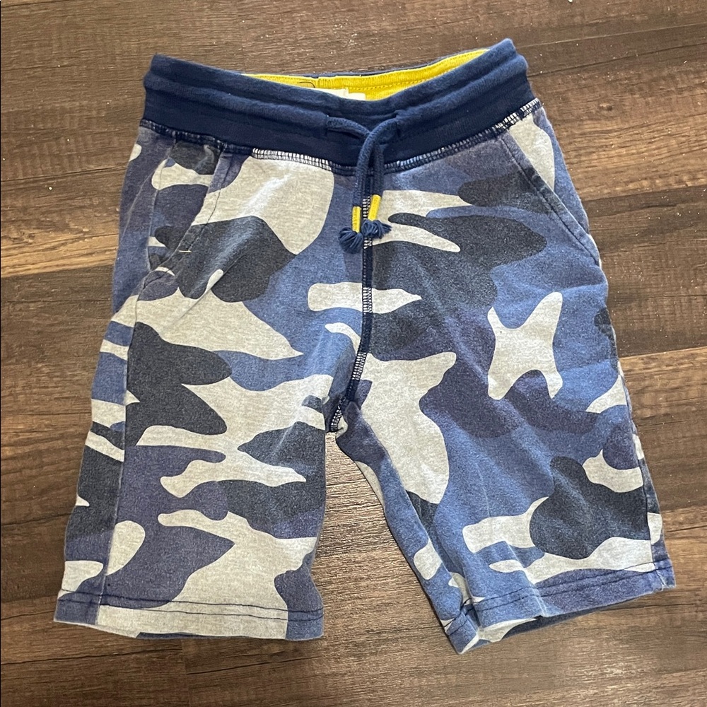 Boden Navy and Light Blue Camo Pull-On Shorts